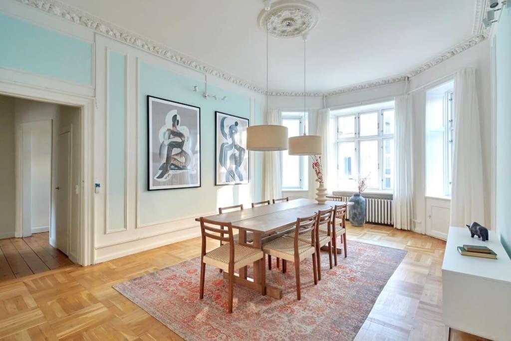 Moderen And Sleek 3Br With Bath By The Lakes And Metro Kopenhagen Exterior foto