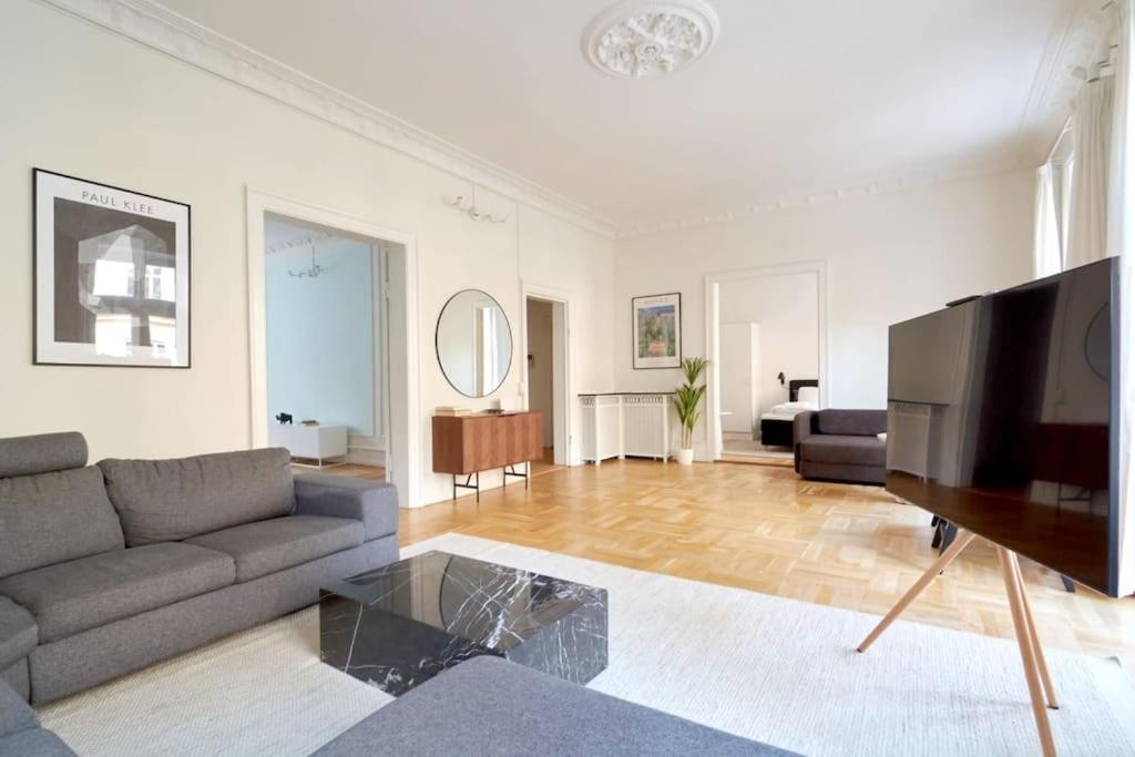 Moderen And Sleek 3Br With Bath By The Lakes And Metro Kopenhagen Exterior foto